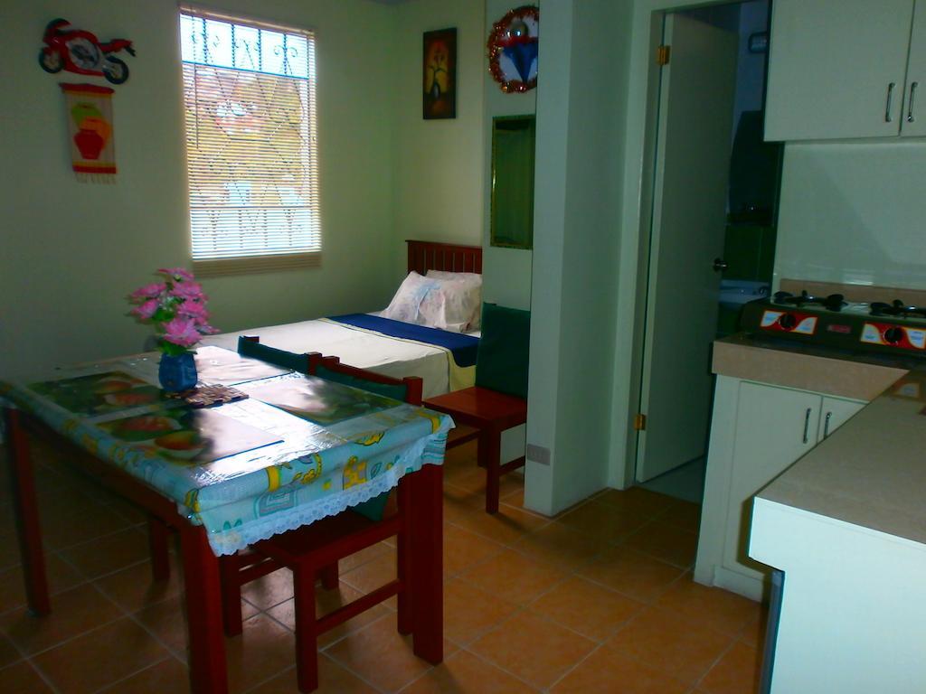 Lyn'S Do Drop Inn Transient House Baguio City Pokoj fotografie