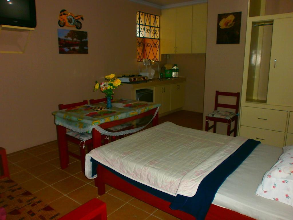 Lyn'S Do Drop Inn Transient House Baguio City Pokoj fotografie